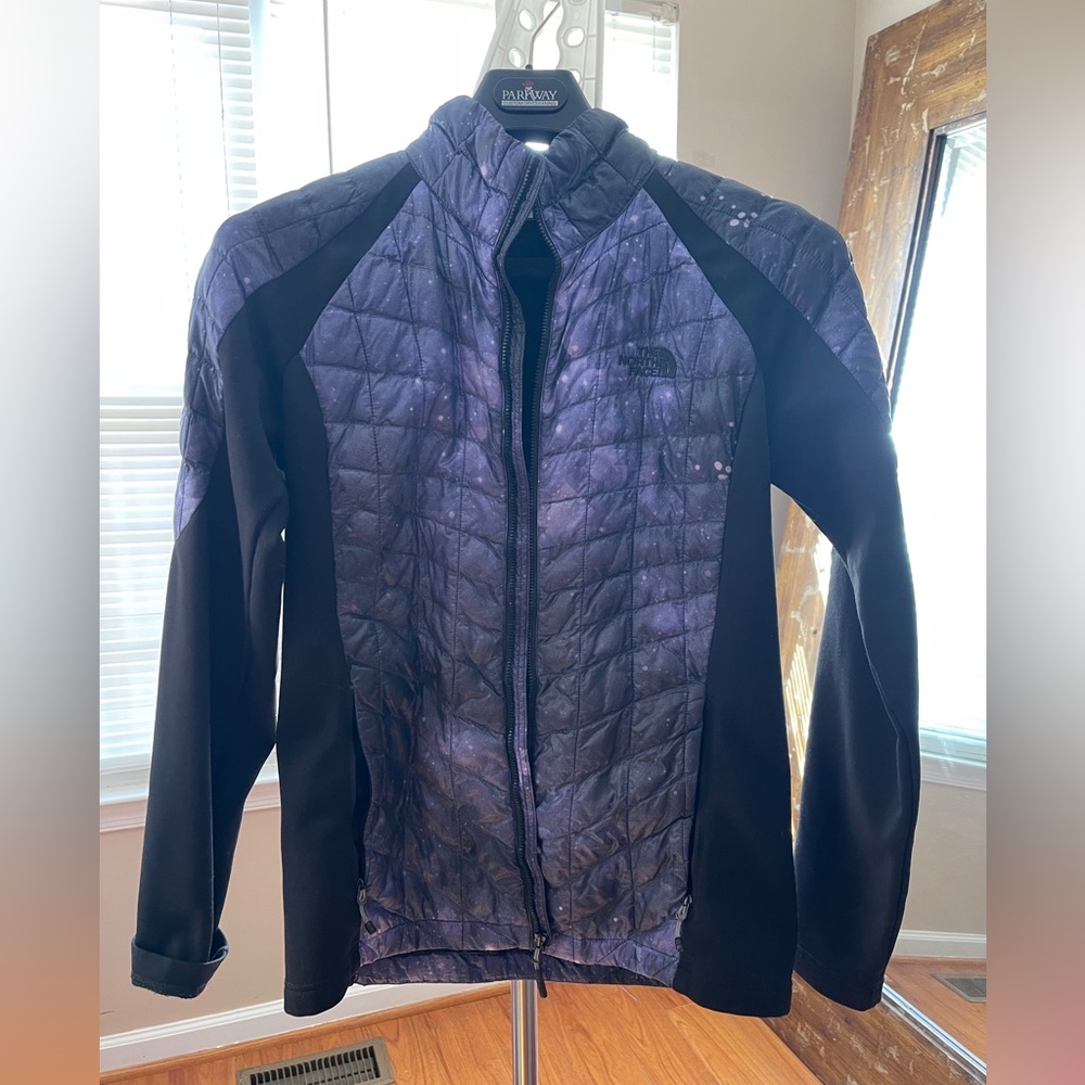 North Face Jacket!!